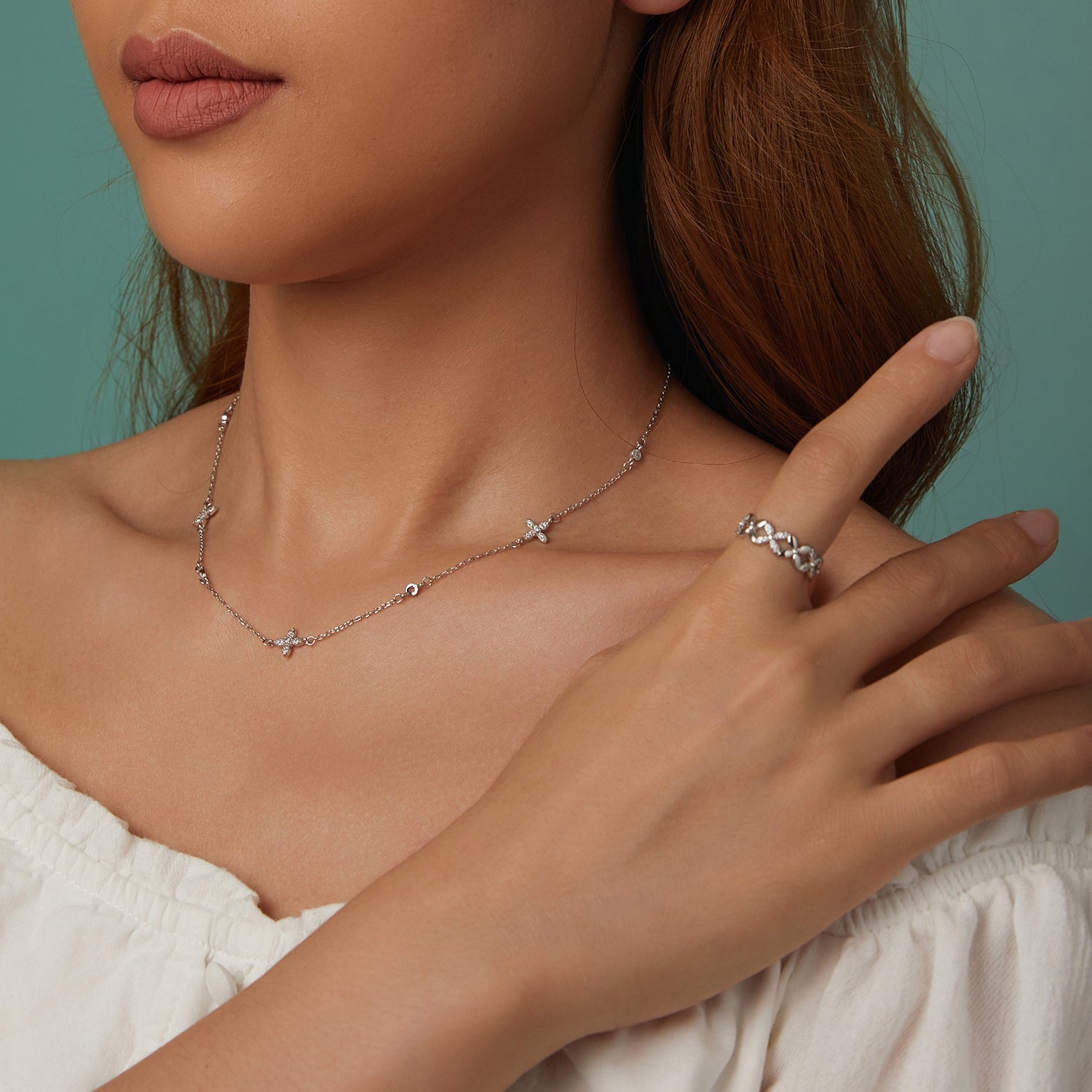 Flower Detail Necklace