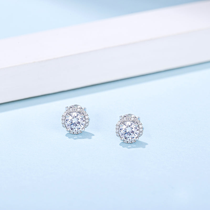 Flower Moissanite Stud Earrings