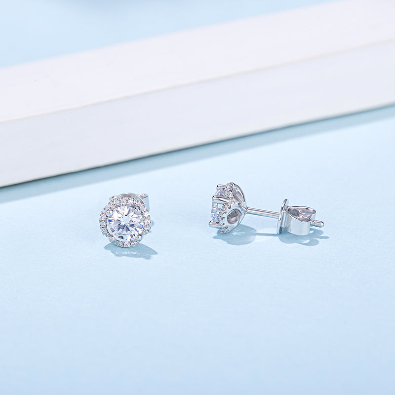 Flower Moissanite Stud Earrings