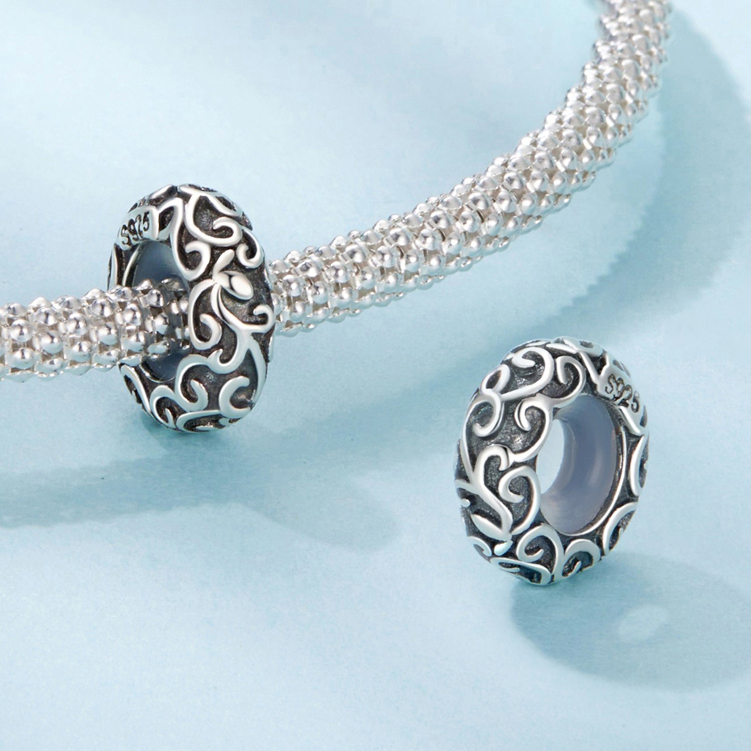 Wandering Vine Spacer Charm