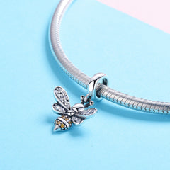 Bee Pendant Charm - Lullaboo